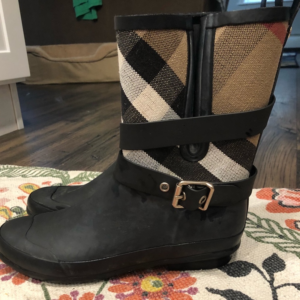 Burberry Rainboots